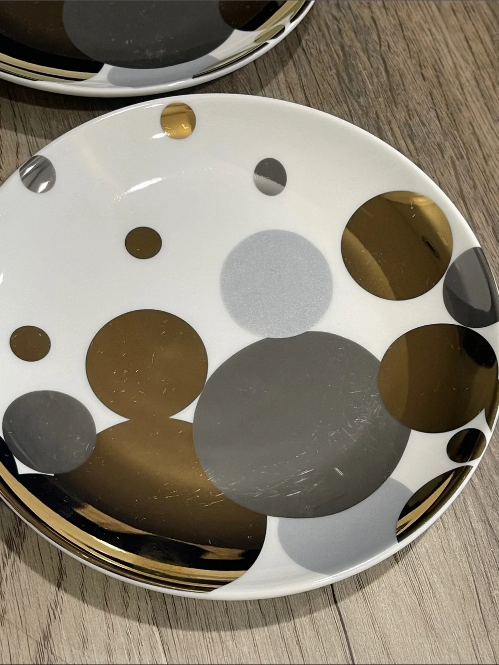 Crate&Barrel Confetti 6.5” dessert plates Gold and silver Dot Design Set of 6